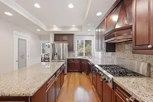 24121 NE 1st Pl, Sammamish, WA 98074 - Photo 15