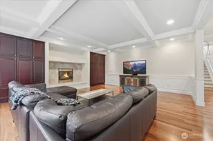 24121 NE 1st Pl, Sammamish, WA 98074 - Photo 19