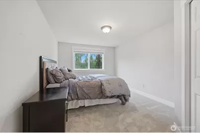 24121 NE 1st Place, Sammamish, WA 98074 - Photo 25