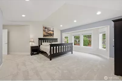 24121 NE 1st Place, Sammamish, WA 98074 - Photo 29