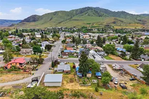 233 E Gibson, Chelan, WA 98816 - Photo 9