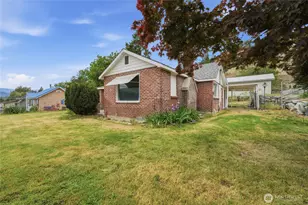 233 E Gibson, Chelan, WA 98816 - Photo 13