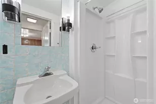 233 E Gibson, Chelan, WA 98816 - Photo 25