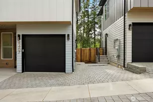 8407 NE 137th St, Kirkland, WA 98034 - Photo 27