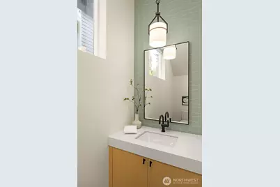 8407 NE 137th Street, Kirkland, WA 98034 - Photo 11