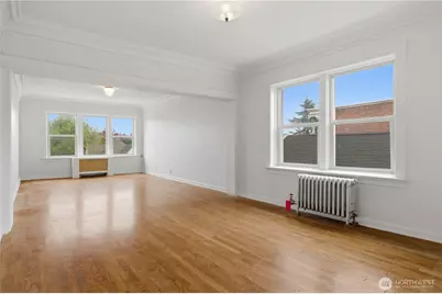 317 18th Avenue E, Seattle, WA 98112 - Photo 9