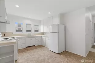 317 18th Ave E, Seattle, WA 98112 - Photo 11