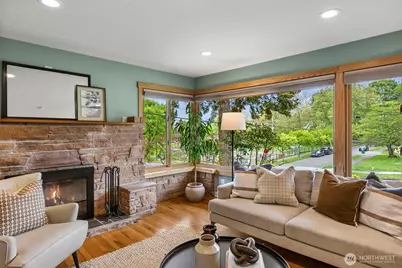4903 50th Avenue S, Seattle, WA 98118 - Photo 3