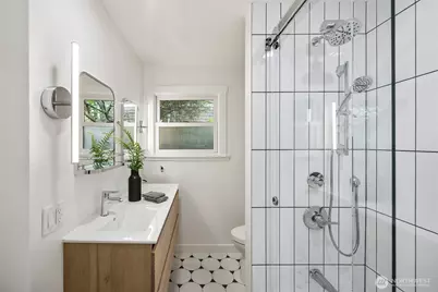 4903 50th Avenue S, Seattle, WA 98118 - Photo 15
