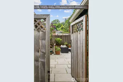 4903 50th Avenue S, Seattle, WA 98118 - Photo 29