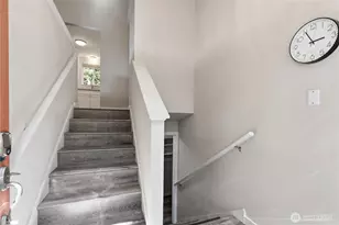 12020 NE 83rd St, Kirkland, WA 98033 - Photo 3