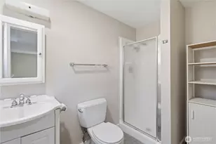 12020 NE 83rd St, Kirkland, WA 98033 - Photo 27