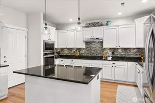 1074 Ridge St, Mukilteo, WA 98275 - Photo 15