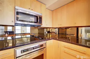 1415 2nd Ave, Seattle, WA 98101 - Photo 11