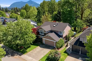 225 SE 10th Cir, North Bend, WA 98045 - Photo 1