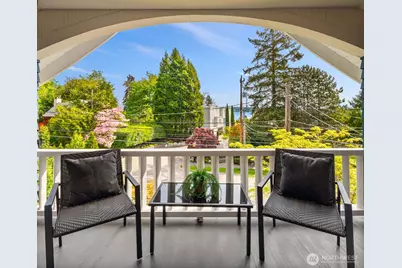 1507 Madrona Drive, Seattle, WA 98122 - Photo 15