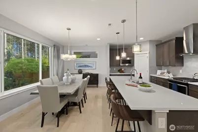 13409 Edmunds Parkway E, Bonney Lake, WA 98391 - Photo 9
