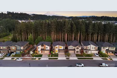 13409 Edmunds Parkway E, Bonney Lake, WA 98391 - Photo 3