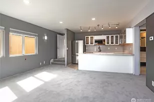 4258 Whitman Ave N, Seattle, WA 98103 - Photo 23