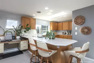 4258 Whitman Ave N, Seattle, WA 98103 - Photo 5
