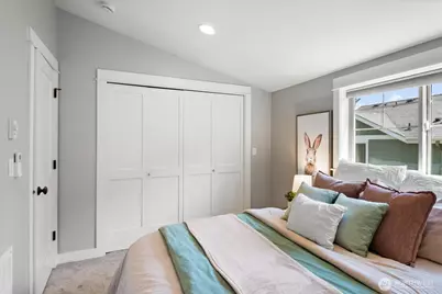 4429 41st Avenue SW #B, Seattle, WA 98116 - Photo 23