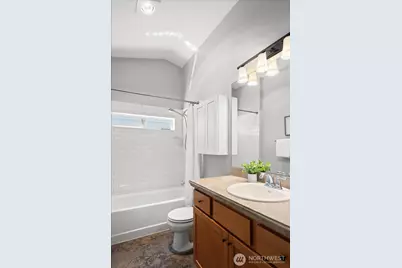 4429 41st Avenue SW #B, Seattle, WA 98116 - Photo 25