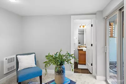 4429 41st Avenue SW #B, Seattle, WA 98116 - Photo 5