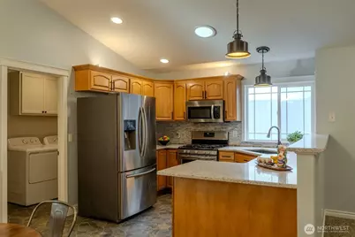 121 E Stavis Road, Shelton, WA 98584 - Photo 3