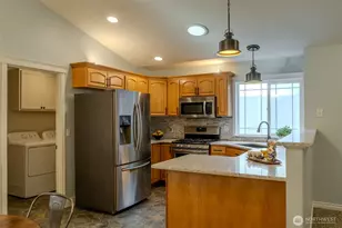 121 E Stavis Rd, Shelton, WA 98584 - Photo 3