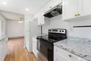 302 Bedrock Dr, Everett, WA 98203 - Photo 5