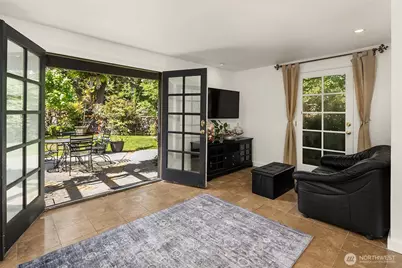 6007 SE 22nd Street, Mercer Island, WA 98040 - Photo 15