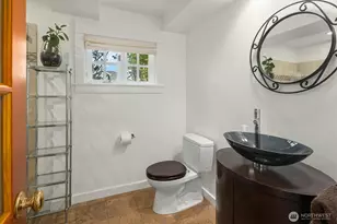 6007 SE 22nd St, Mercer Island, WA 98040 - Photo 17