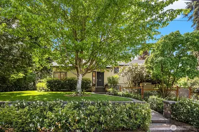 6007 SE 22nd Street, Mercer Island, WA 98040 - Photo 1