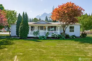 459 Commercial Ave, Darrington, WA 98241 - Photo 1