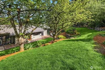 7231 91st Place SE, Mercer Island, WA 98040 - Photo 25