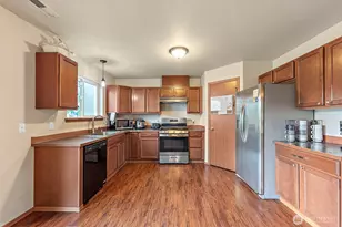 8409 356th St S, Roy, WA 98580 - Photo 5