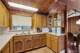 11910 Island Dr, Anderson Island, WA 98303 - Photo 11