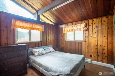 11910 Island Drive, Anderson Island, WA 98303 - Photo 15