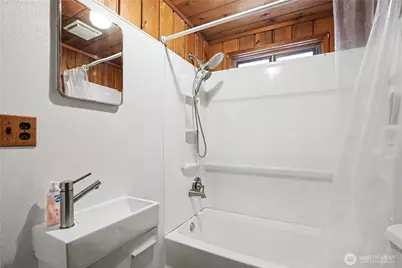 11910 Island Drive, Anderson Island, WA 98303 - Photo 17