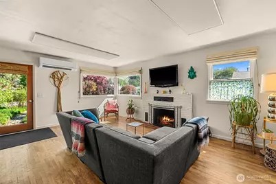 229 W Allen Avenue, Chelan, WA 98816 - Photo 7