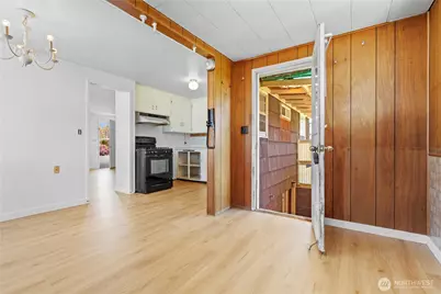 3331 Phillips Avenue, Bremerton, WA 98310 - Photo 11