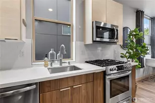 814 NW 54th St, Seattle, WA 98107 - Photo 13
