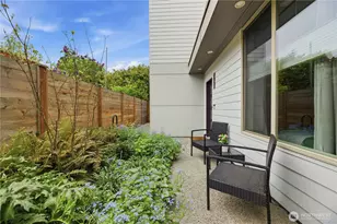 814 NW 54th St, Seattle, WA 98107 - Photo 3