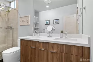 814 NW 54th St, Seattle, WA 98107 - Photo 15