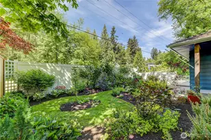 1010 Main St, Edmonds, WA 98020 - Photo 3