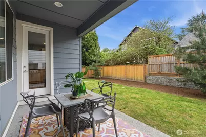 8215 NE 126th Drive, Kirkland, WA 98034 - Photo 25