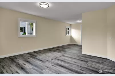 11605 87th Avenue S, Seattle, WA 98178 - Photo 7