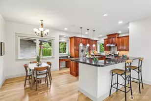 15831 SE 43rd Pl, Bellevue, WA 98006 - Photo 9