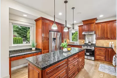 15831 SE 43rd Place, Bellevue, WA 98006 - Photo 11