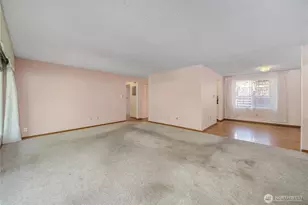 10430 Gravelly Lake Dr SW, Lakewood, WA 98499 - Photo 9